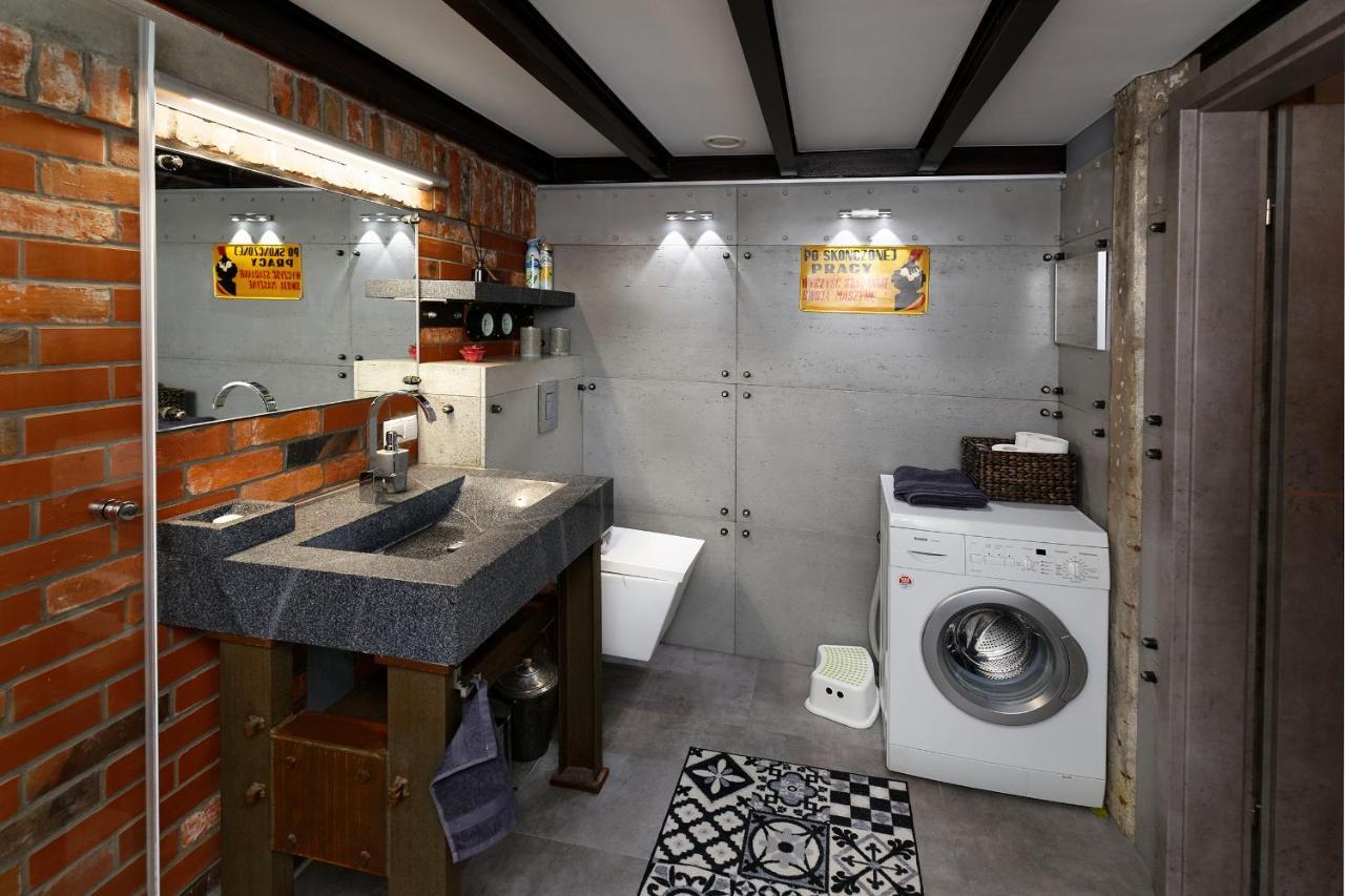 지라르도프 Loft Szpularnia 아파트 외부 사진