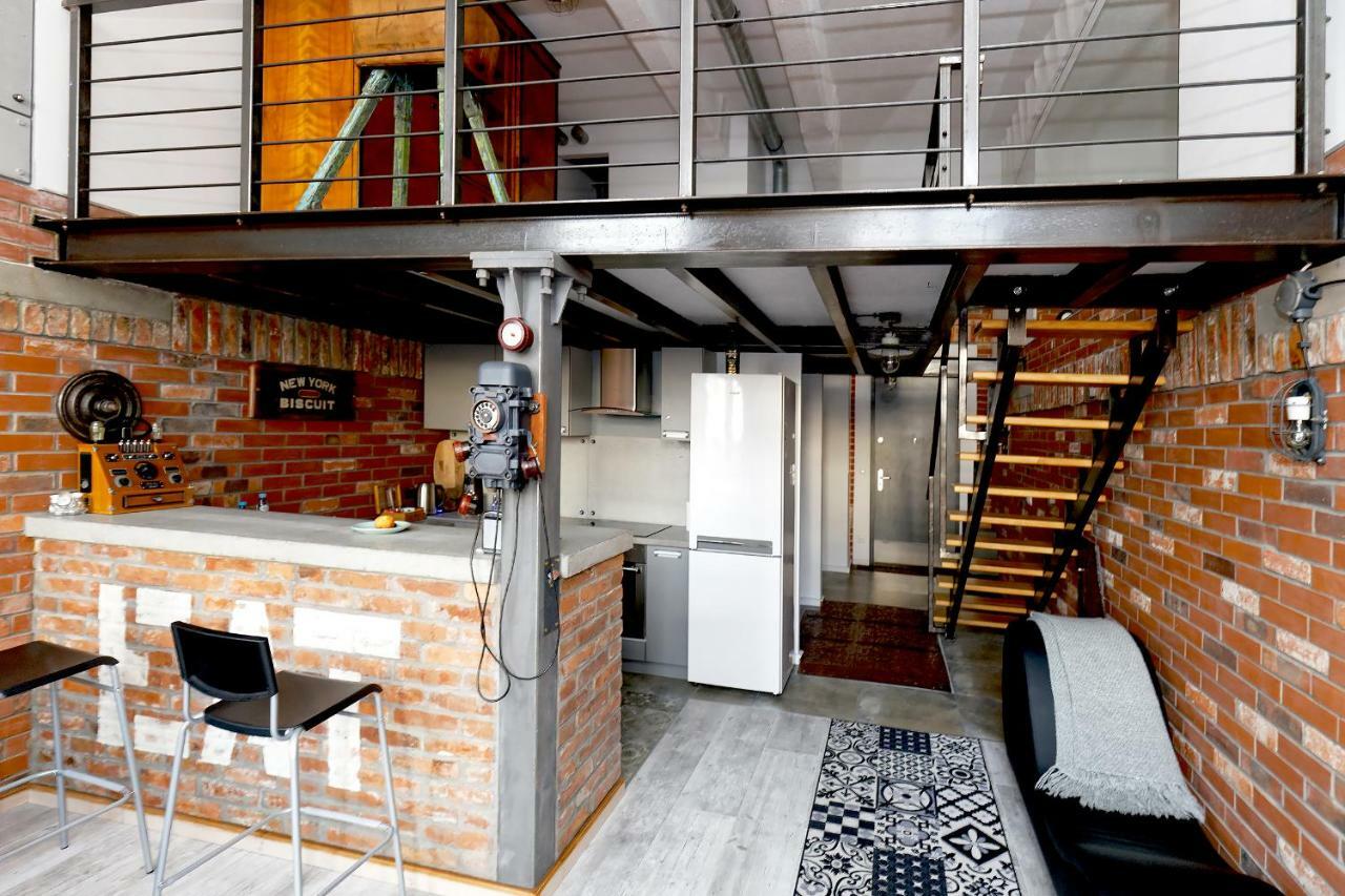 지라르도프 Loft Szpularnia 아파트 외부 사진